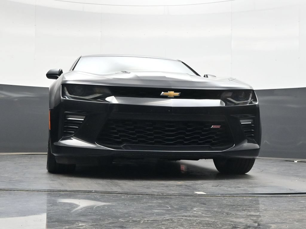 Used 2017 Chevrolet Camaro SS RWD image 38