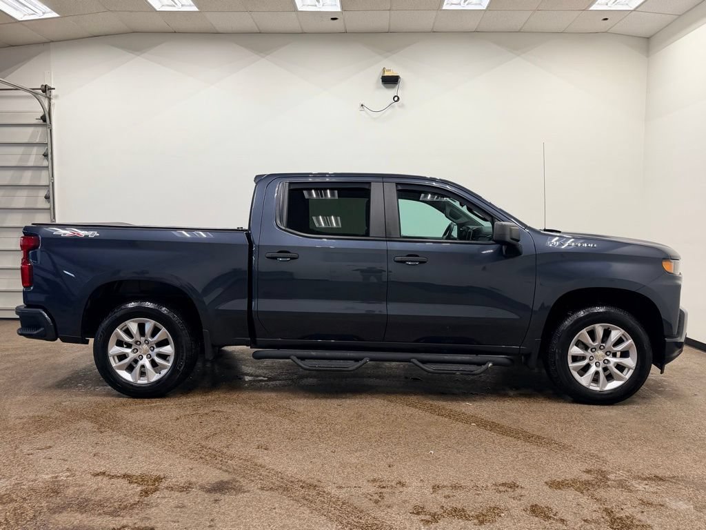 Used 2019 Chevrolet Silverado 1500 Custom w/ Custom Value Package AWD/4WD image 7