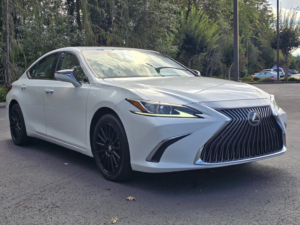 Used 2019 Lexus ES 350 w/ Premium Package FWD image 3