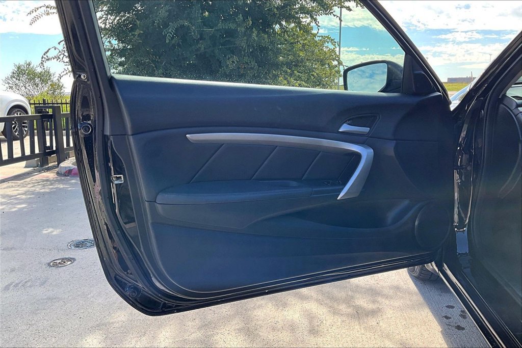 Used 2012 Honda Accord EX-L image 21