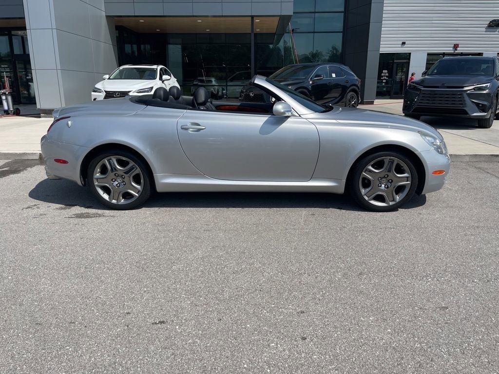 Used 2007 Lexus SC 430 Convertible RWD image 4