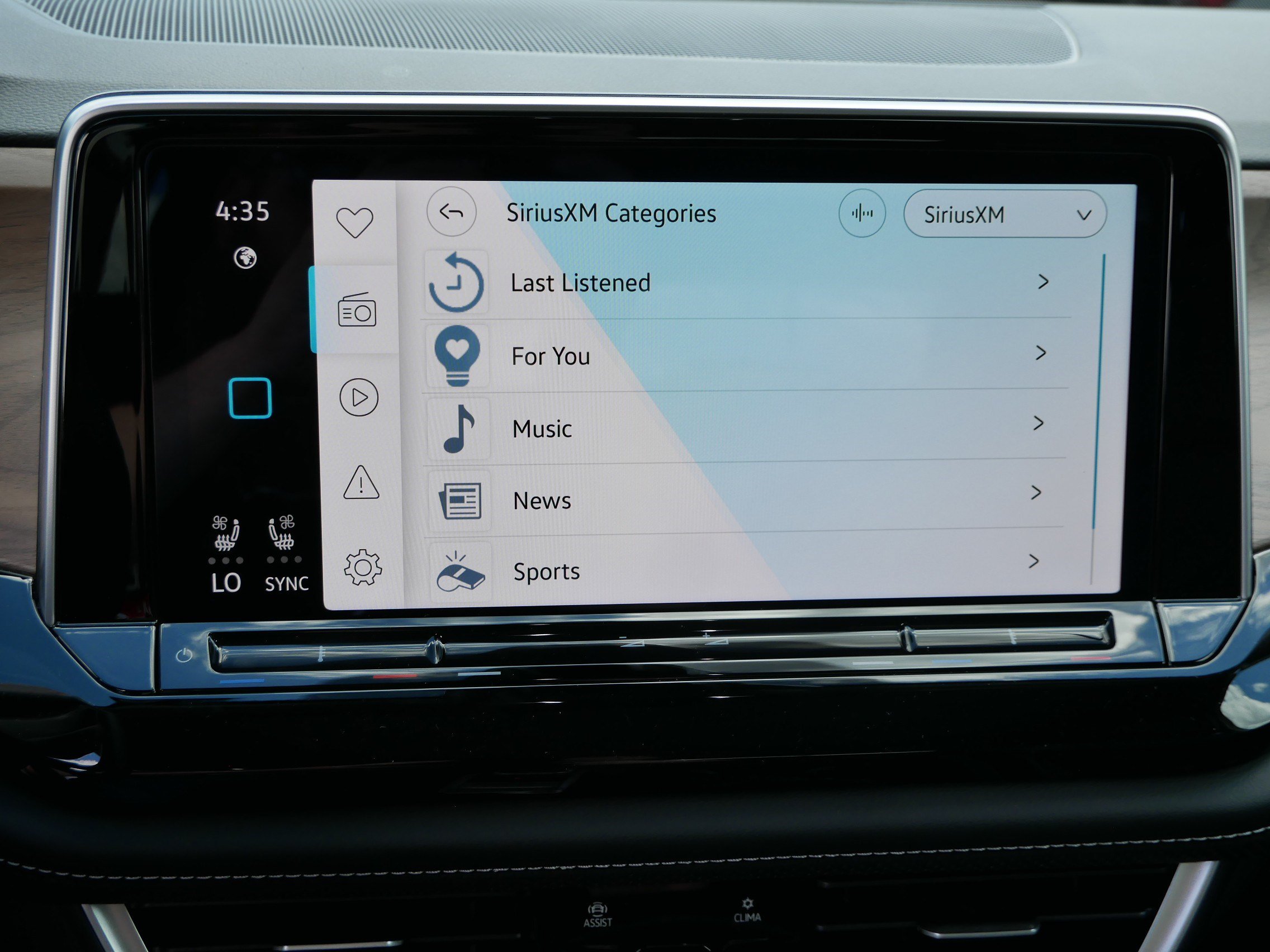 New 2026 Volkswagen Atlas SE AWD/4WD image 8
