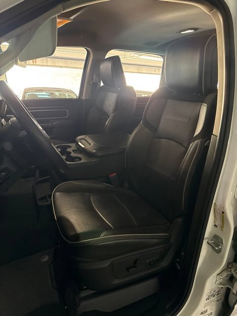 Used 2024 RAM 2500 Laramie w/ Safety Group AWD/4WD image 5