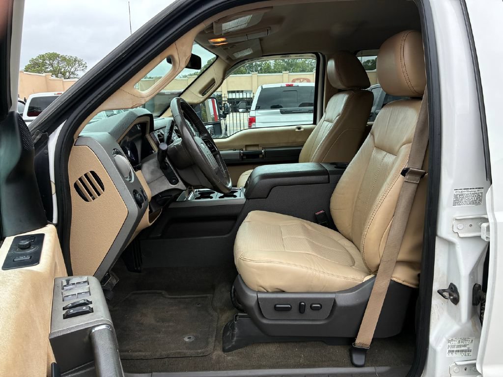 Used 2011 Ford F350 Lariat w/ Lariat Interior Pkg AWD/4WD image 9