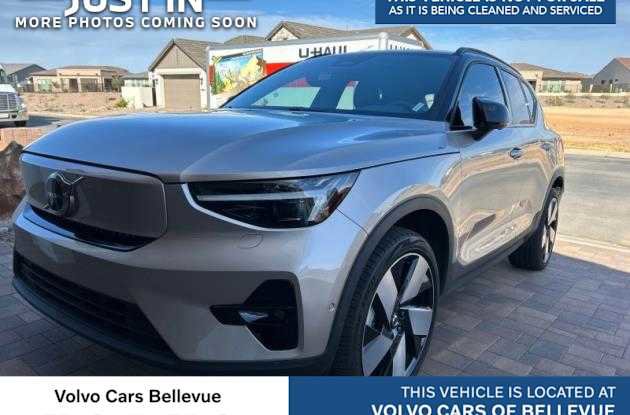 Used 2023 Volvo XC40 Recharge Ultimate image 1