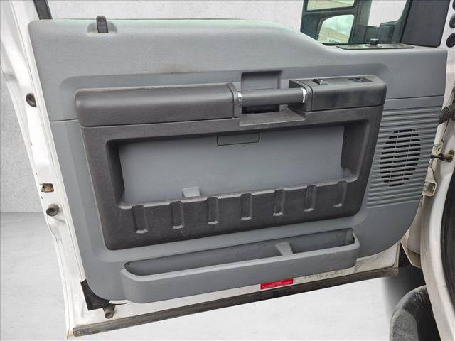 Used 2015 Ford F250 XL w/ Power Equipment Group AWD/4WD image 8