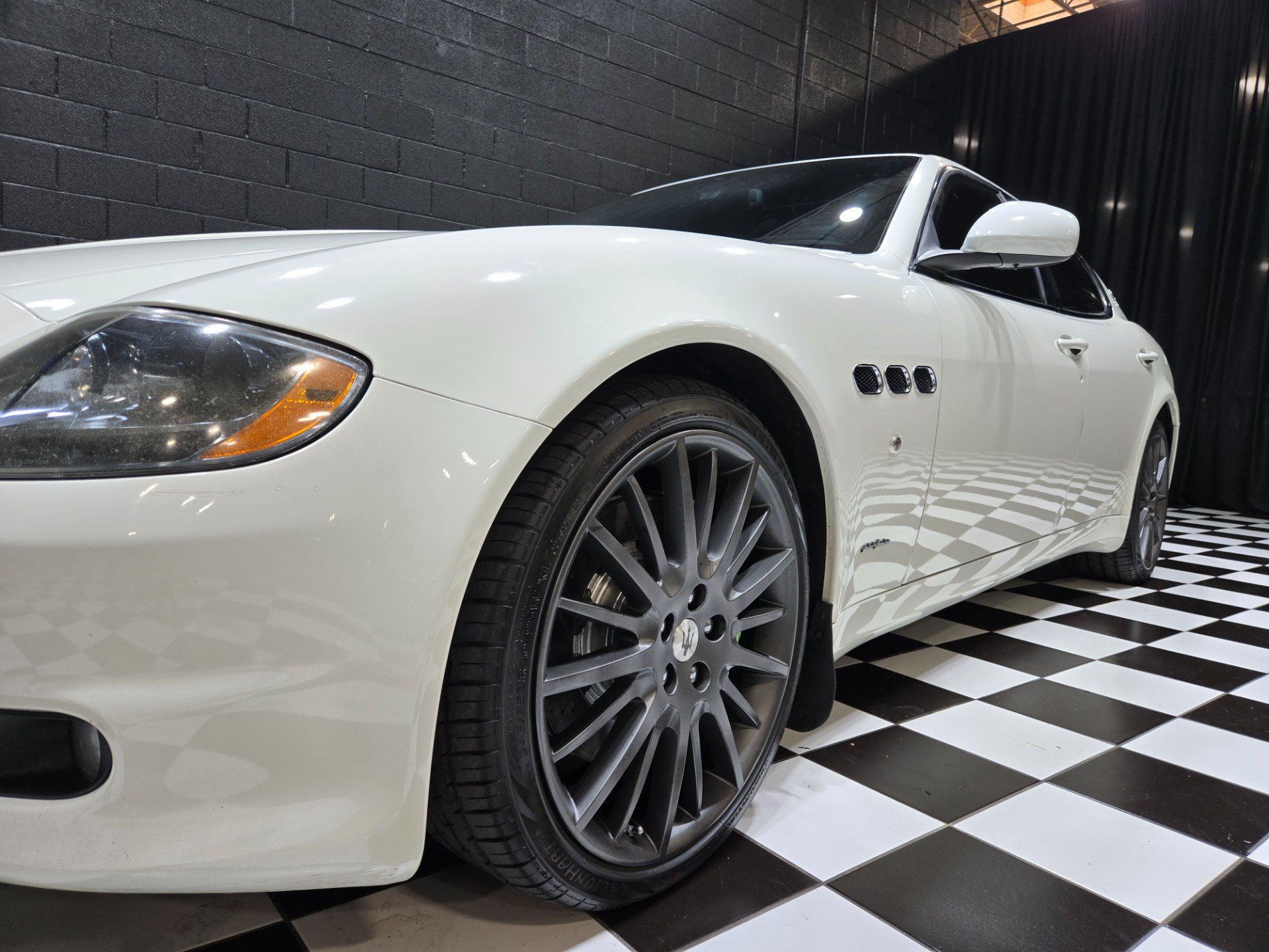 Used 2012 Maserati Quattroporte S RWD image 20