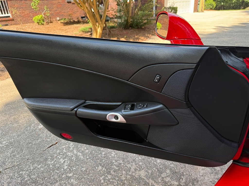 Used 2013 Chevrolet Corvette Grand Sport RWD image 47
