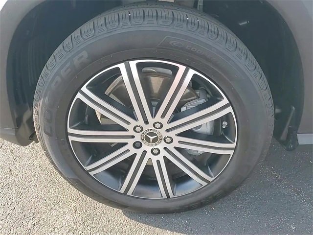 Used 2024 Mercedes-Benz GLE 450 4MATIC image 9