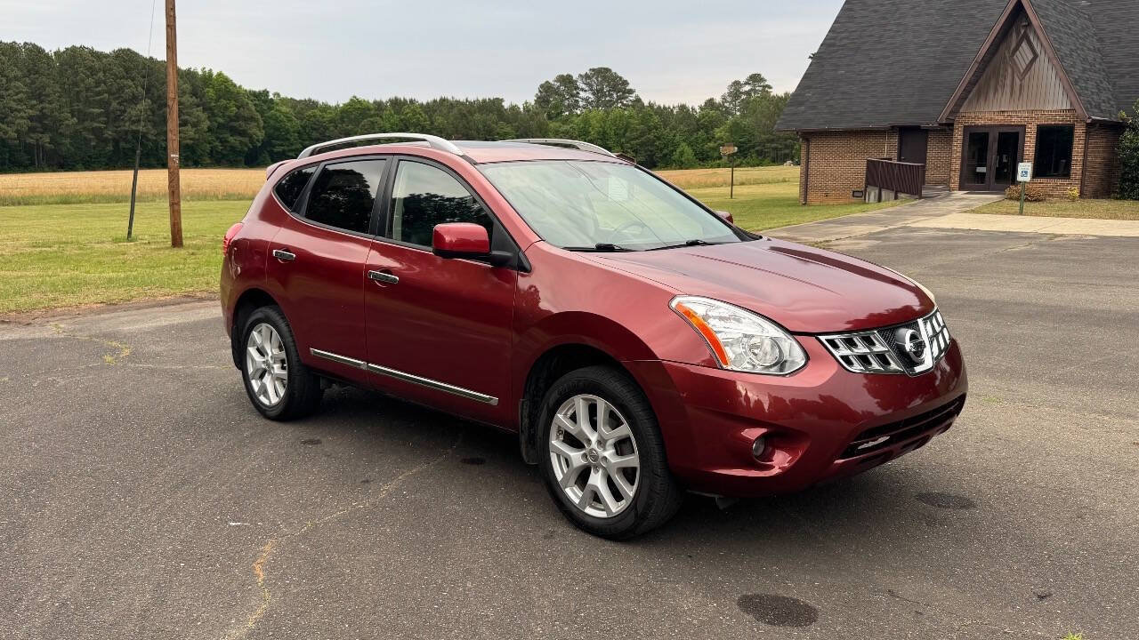 Used 2013 Nissan Rogue SL FWD image 2