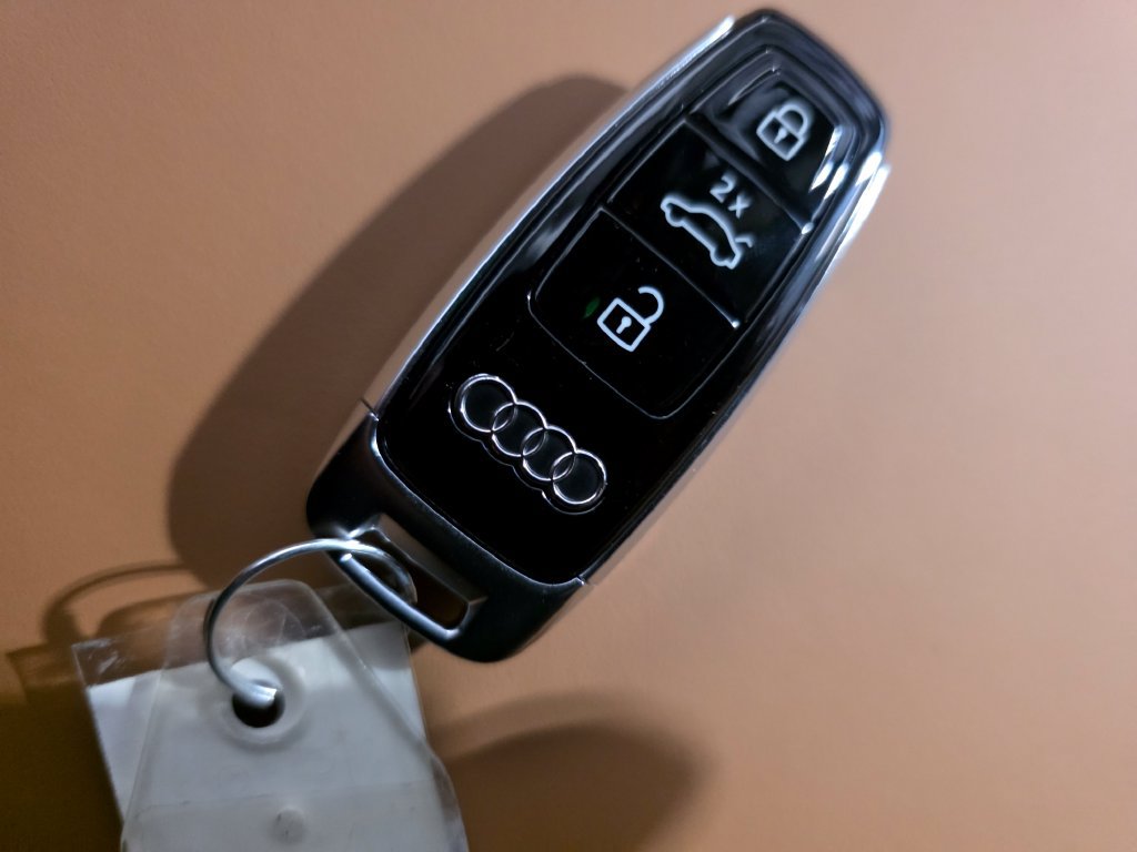 New 2027 Audi RS Q8 performance AWD/4WD image 39
