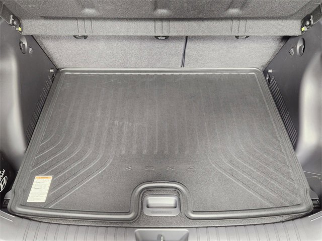 Certified 2025 Hyundai Kona SEL image 14