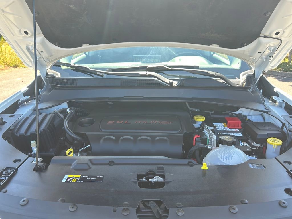 Used 2022 Jeep Compass Latitude w/ Convenience Group image 29