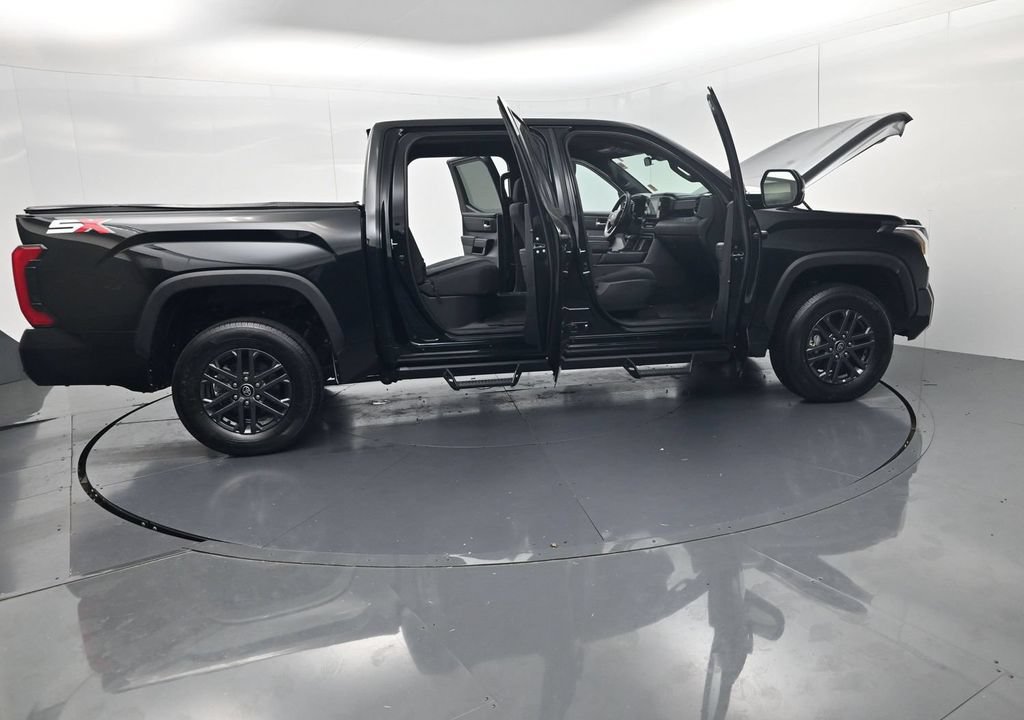 Used 2025 Toyota Tundra SR5 w/ SR5 Convenience Package AWD/4WD image 58