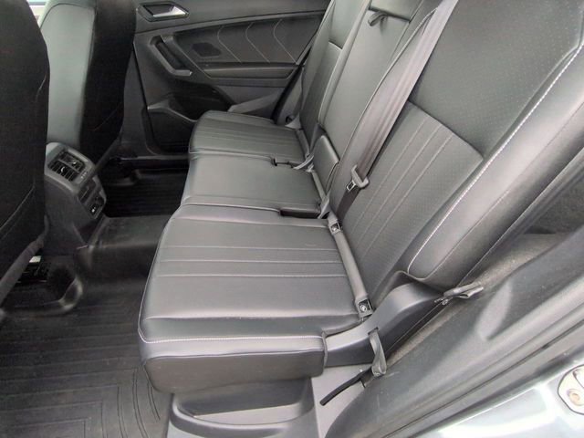 Used 2022 Volkswagen Tiguan SE R-Line AWD/4WD image 21