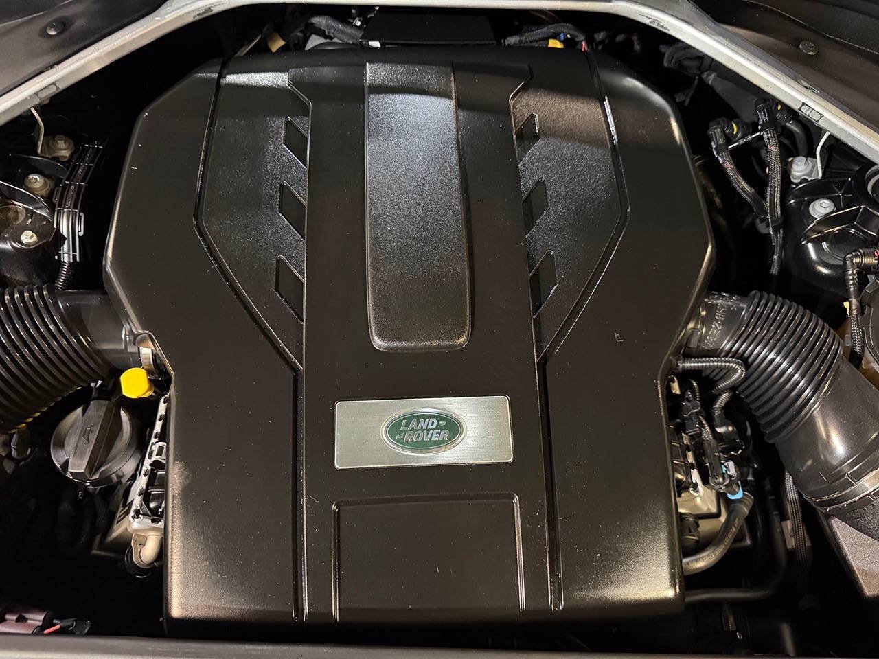 Used 2023 Land Rover Range Rover SE AWD/4WD image 22