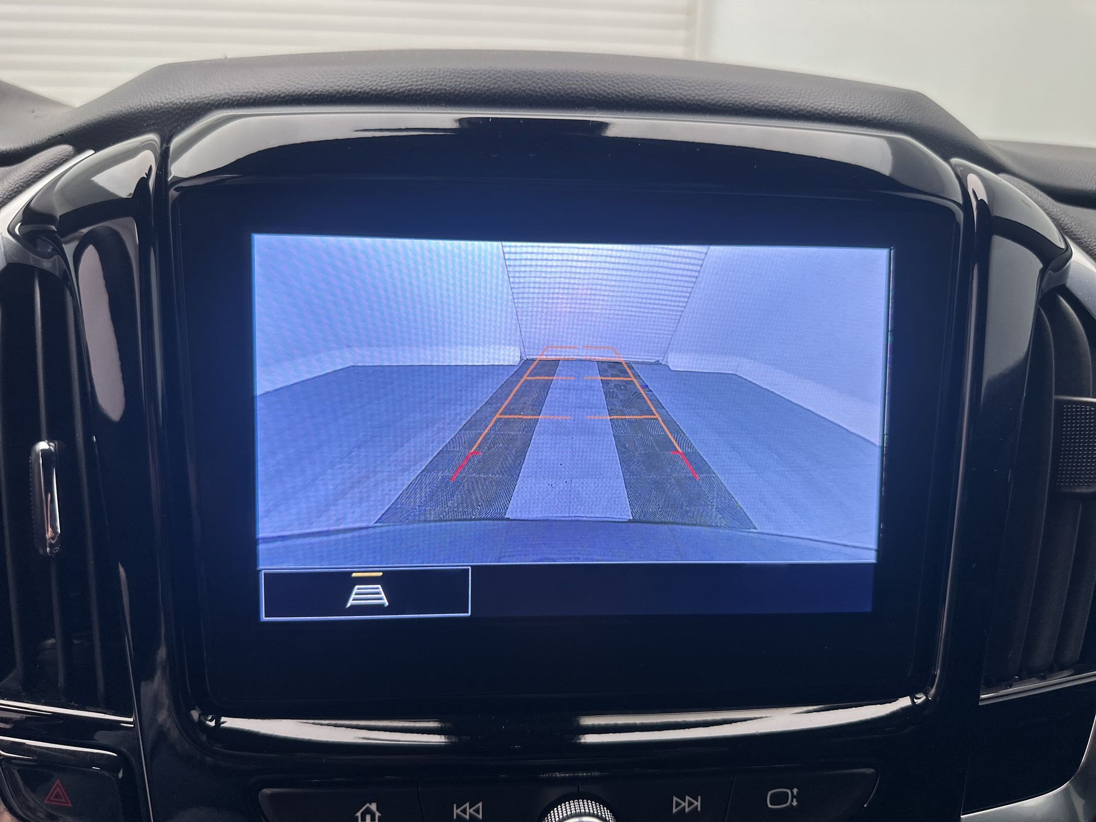Certified 2023 Chevrolet Traverse LT w/ LPO, Floor Liner Package AWD/4WD image 23
