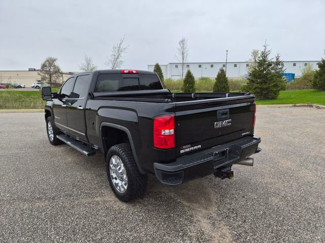 Used 2019 GMC Sierra 2500 Denali w/ Duramax Plus Package AWD/4WD image 7