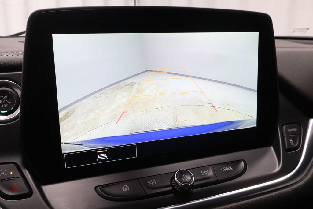 Used 2025 Chevrolet Blazer LT image 3