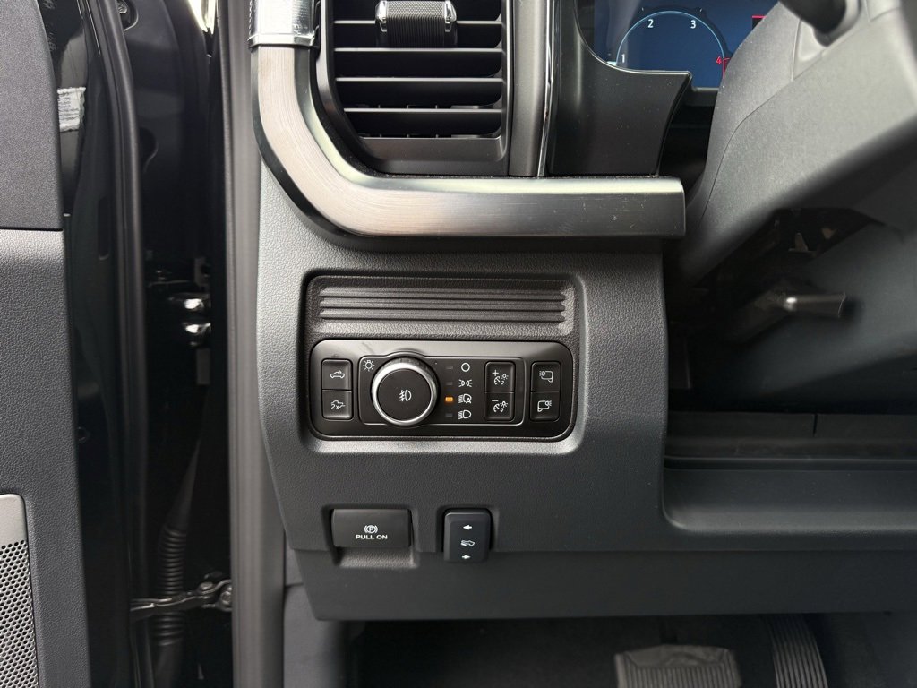 New 2026 Ford F250 Lariat image 13