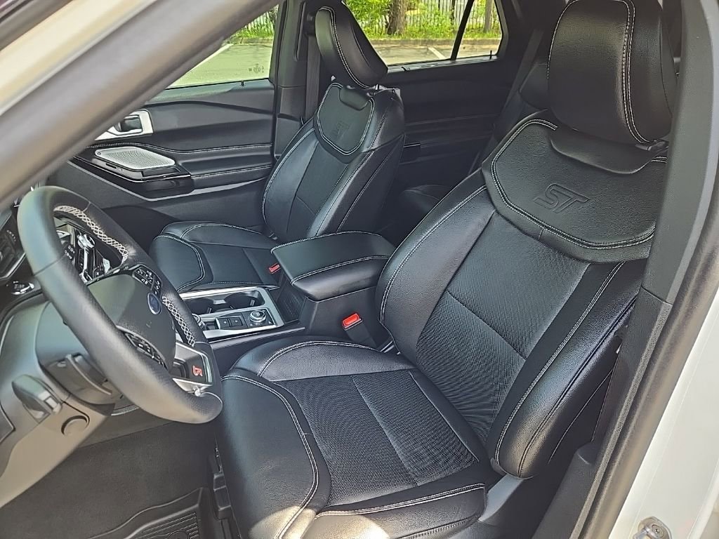 Used 2023 Ford Explorer ST w/ Equipment Group 401A AWD/4WD image 13