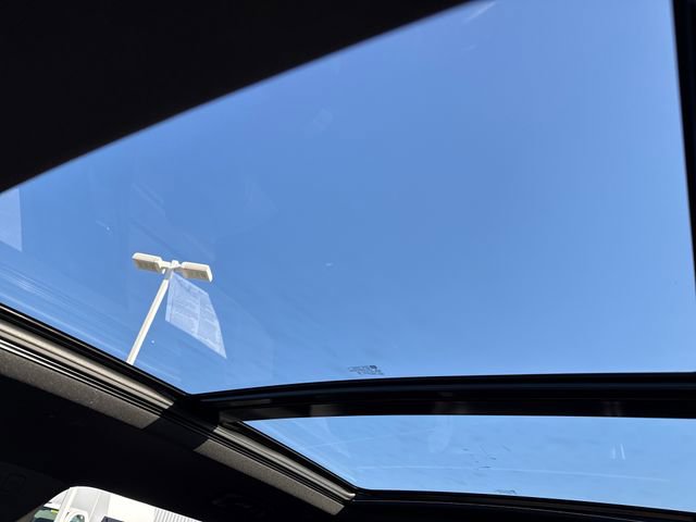 Used 2024 Chevrolet Blazer RS w/ Driver Confidence II Package image 26