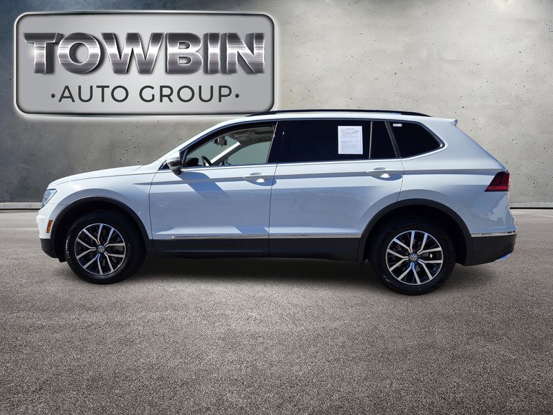 Used 2020 Volkswagen Tiguan SE w/ Panoramic Sunroof Package FWD image 8