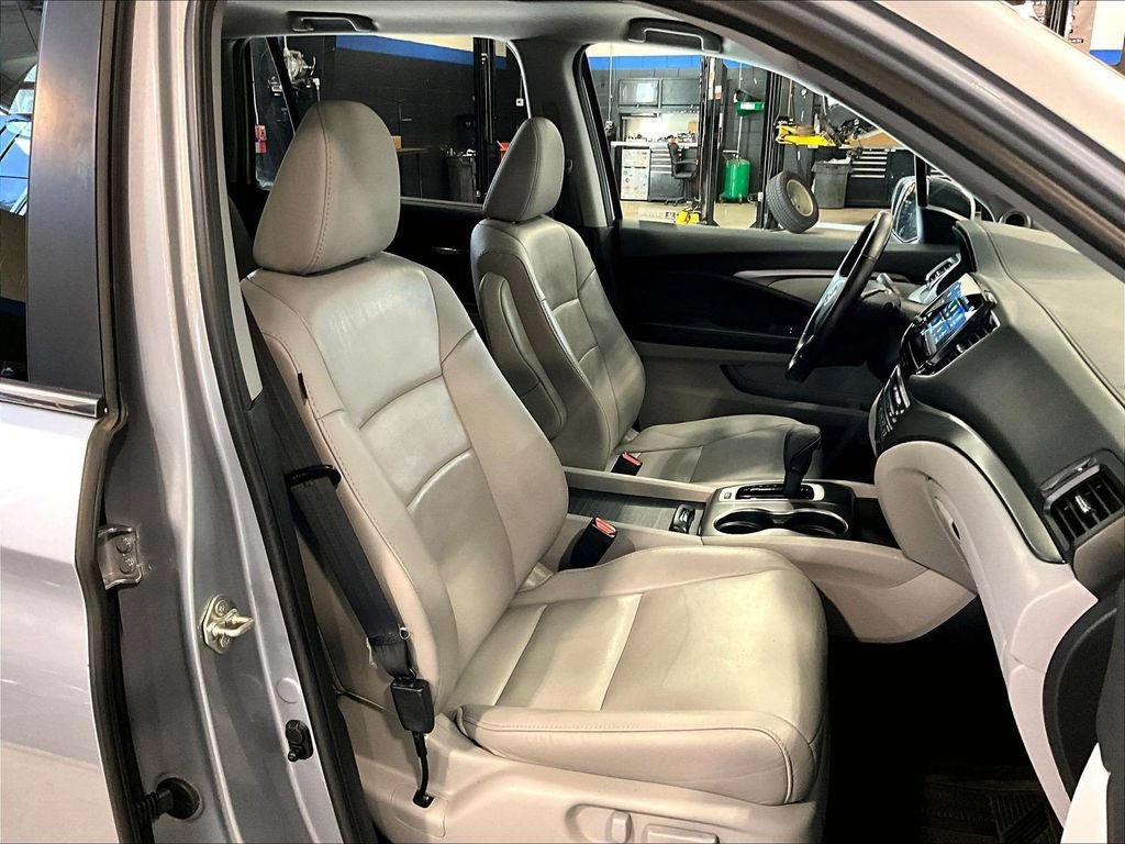 Used 2019 Honda Pilot EX-L image 11