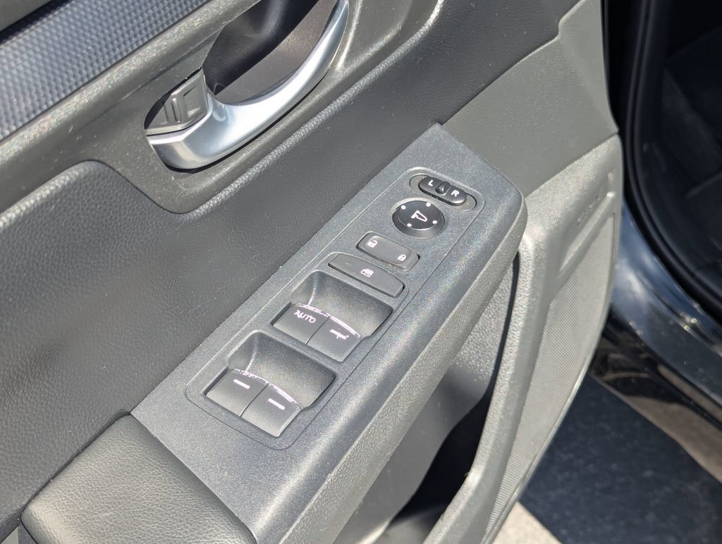 Used 2024 Honda CR-V LX image 25