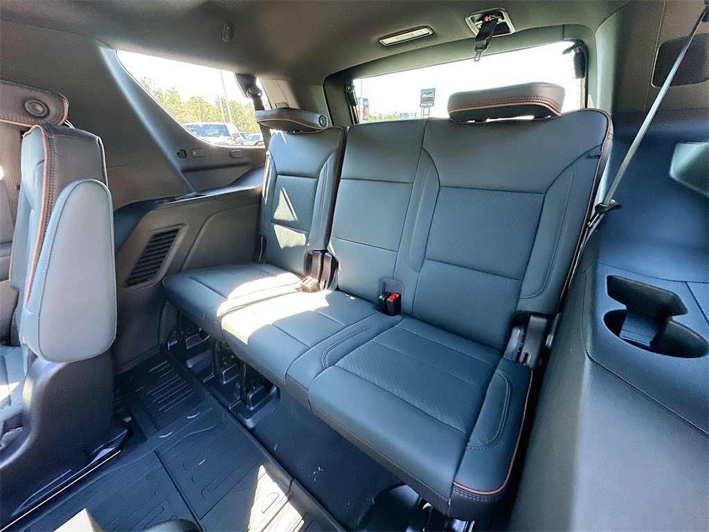 New 2026 GMC Yukon AT4 w/ AT4 Premium Plus Package image 28