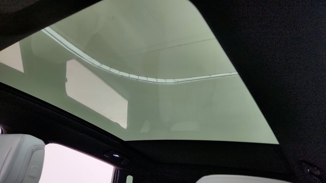 Used 2025 Cadillac Lyriq Luxury w/ LPO, Floor Liner Package RWD image 75