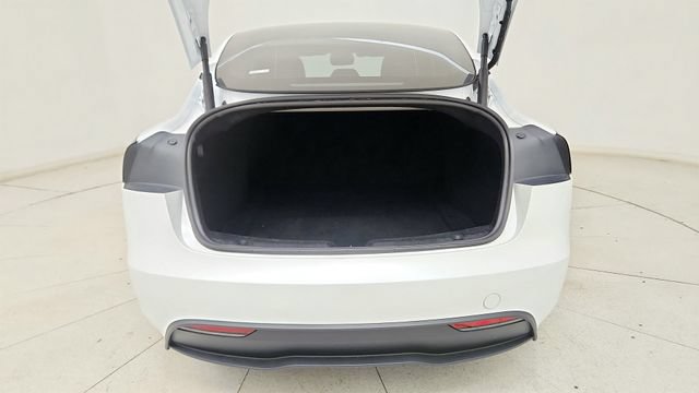 Used 2025 Tesla Model 3 RWD image 29