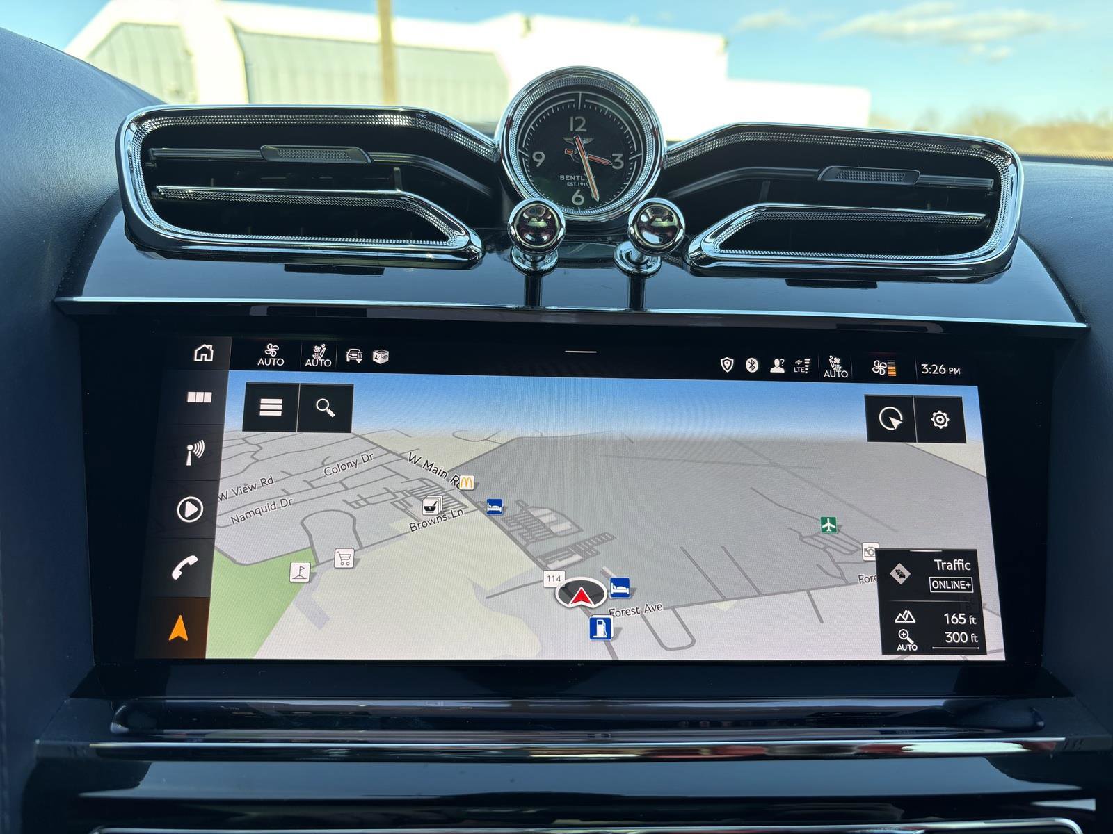 Used 2022 Bentley Bentayga image 23