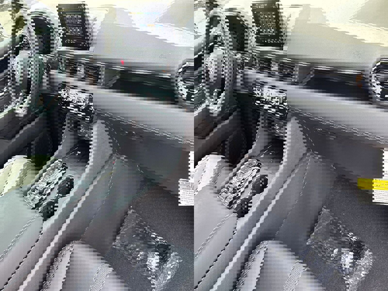 New 2025 Honda Pilot EX-L image 5