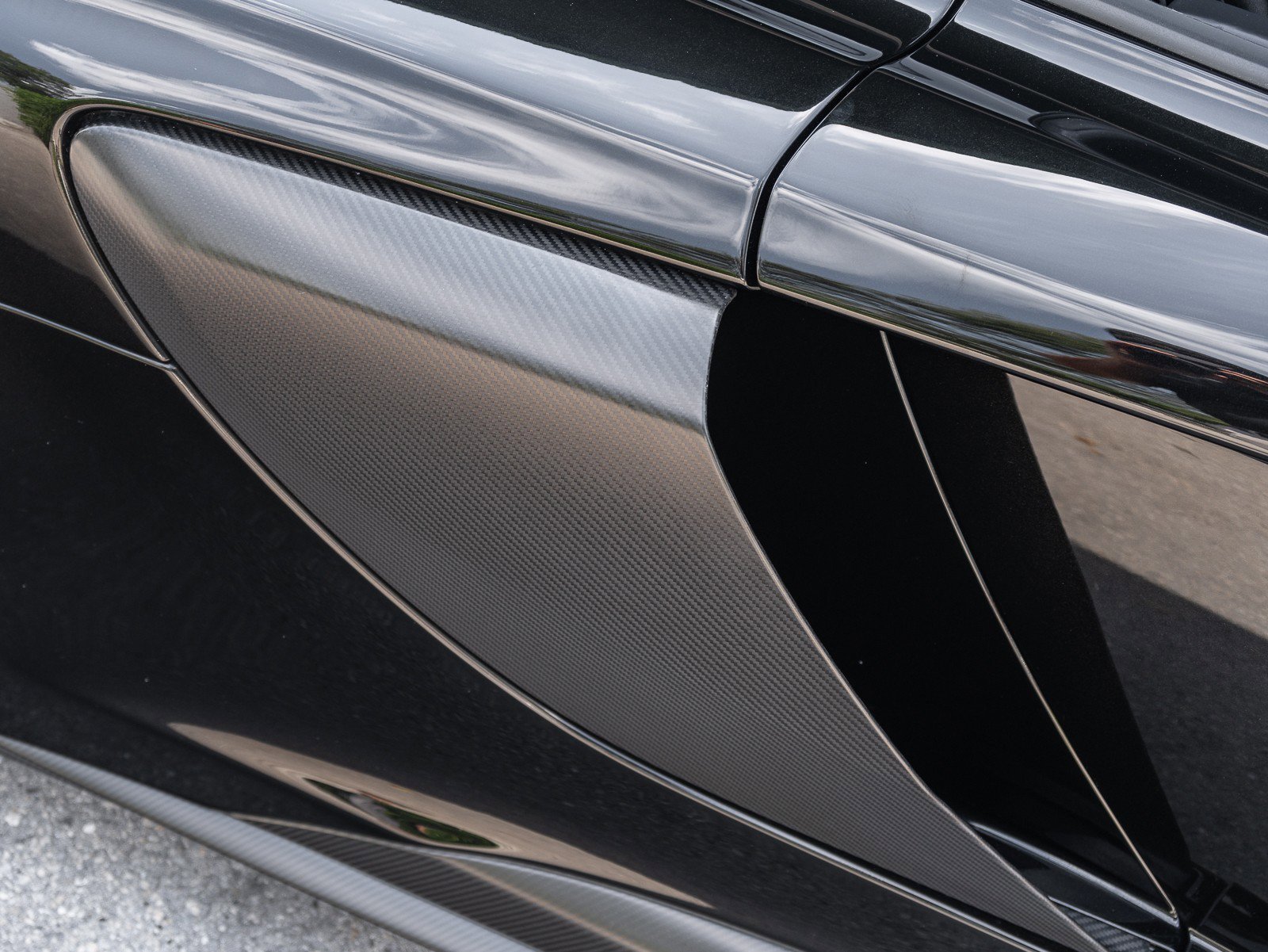 Used 2016 McLaren 675LT Coupe image 41