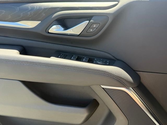 Used 2024 GMC Yukon Denali AWD/4WD image 18