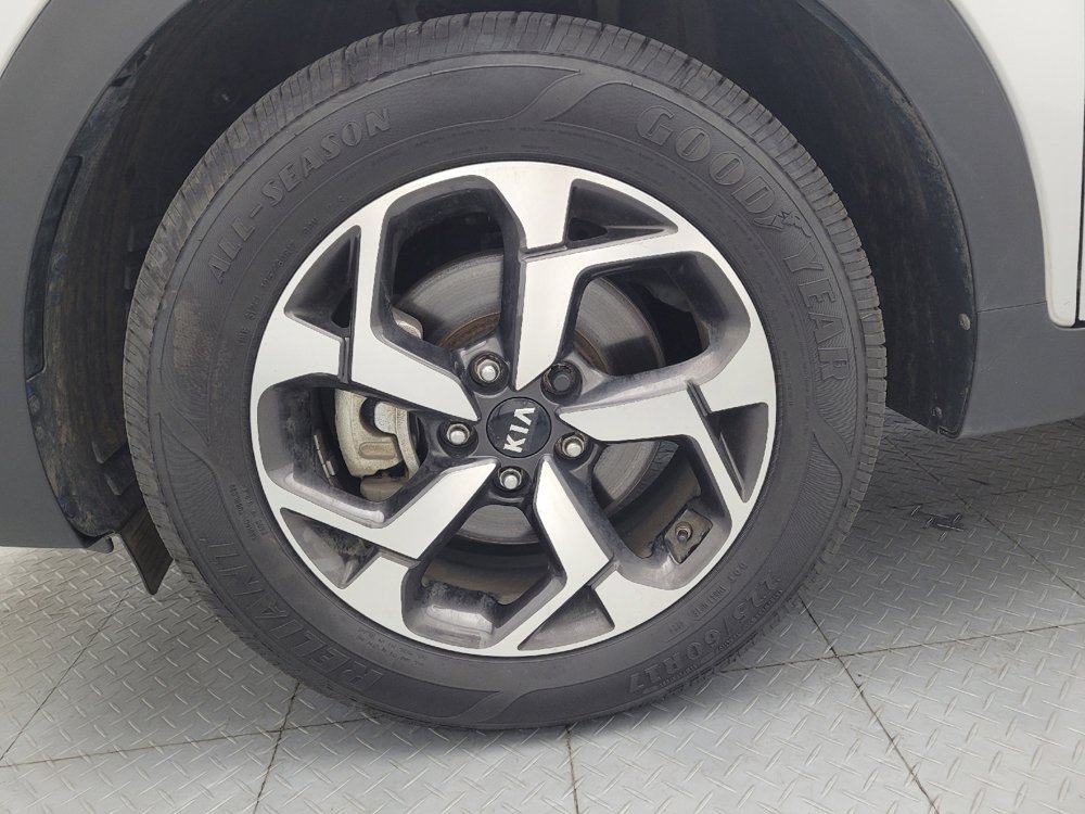 Used 2020 Kia Sportage LX FWD image 31