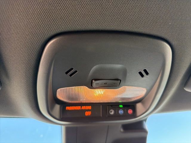 Used 2024 Chevrolet Trax RS FWD image 22