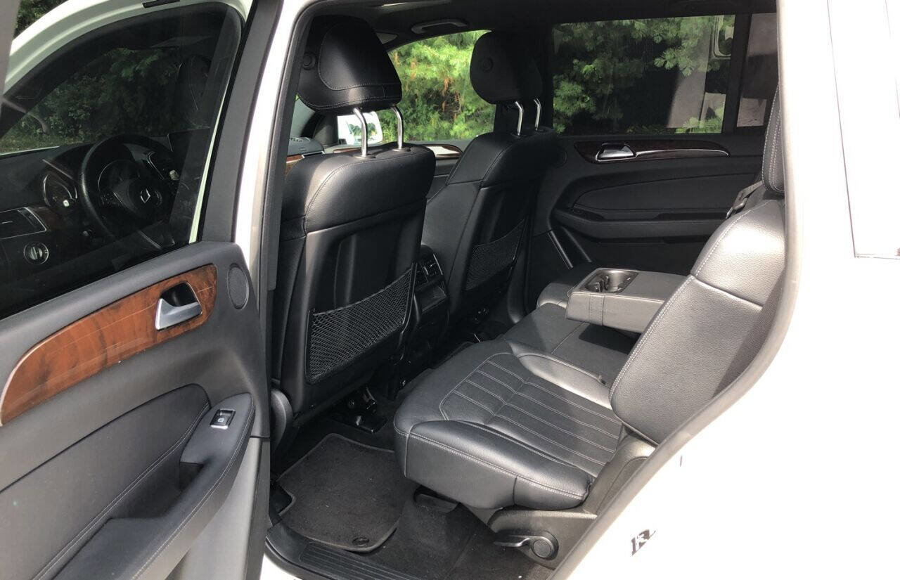 Used 2018 Mercedes-Benz GLS 450 4MATIC image 11