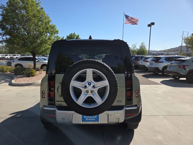 Used 2021 Land Rover Defender 110 SE AWD/4WD image 6