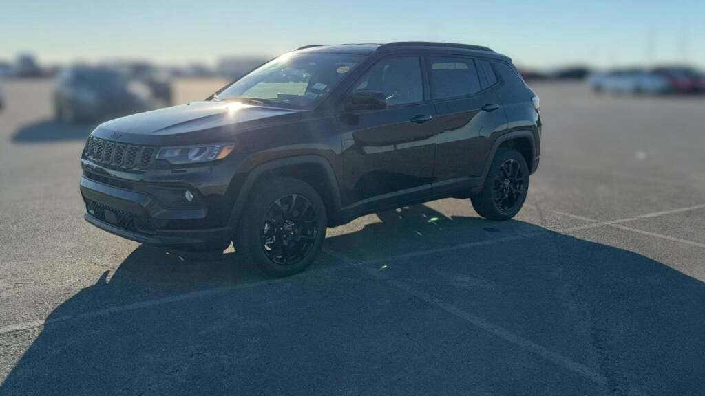 New 2026 Jeep Compass Latitude image 1