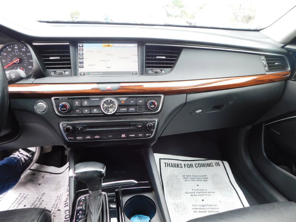 Used 2017 Kia Cadenza Technology FWD image 34