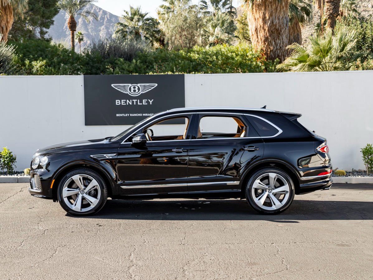 Used 2023 Bentley Bentayga image 5