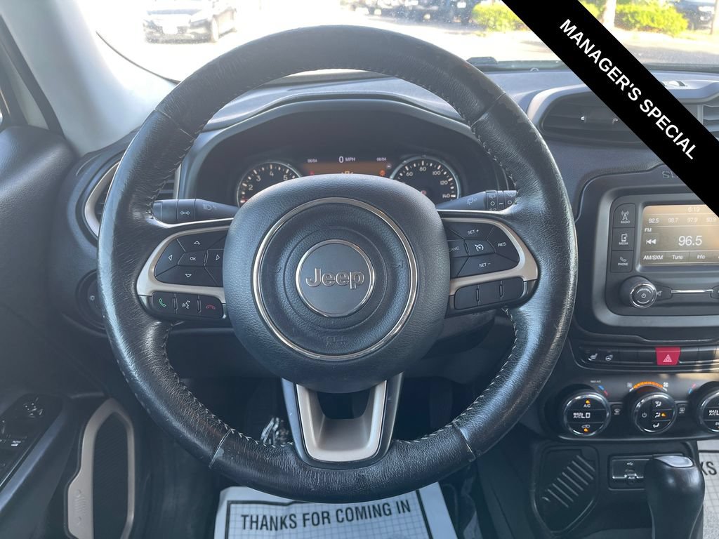 Used 2016 Jeep Renegade Limited FWD image 18