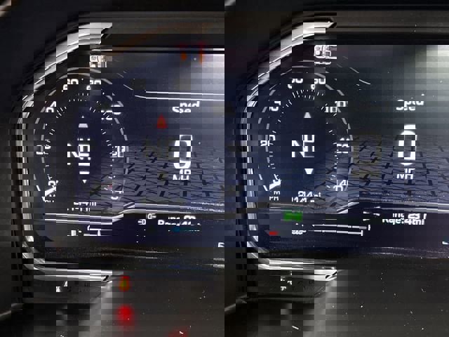 Used 2025 GMC Sierra 1500 AT4 w/ AT4 Premium Package image 12