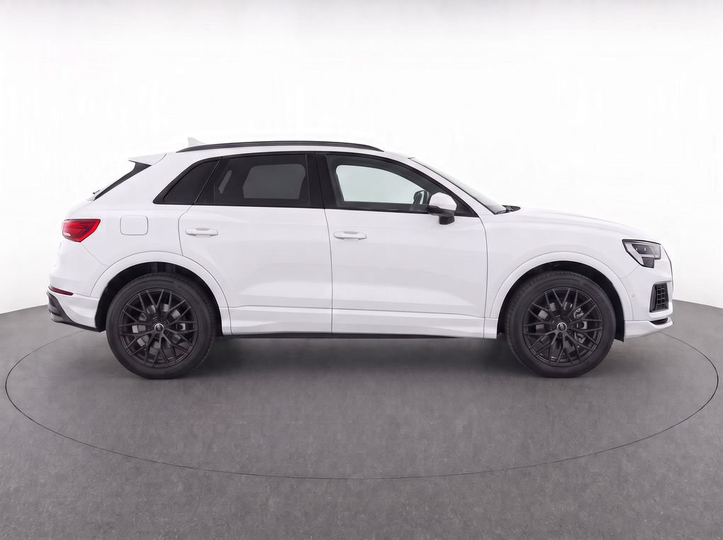 Used 2022 Audi Q8 Premium AWD/4WD image 11