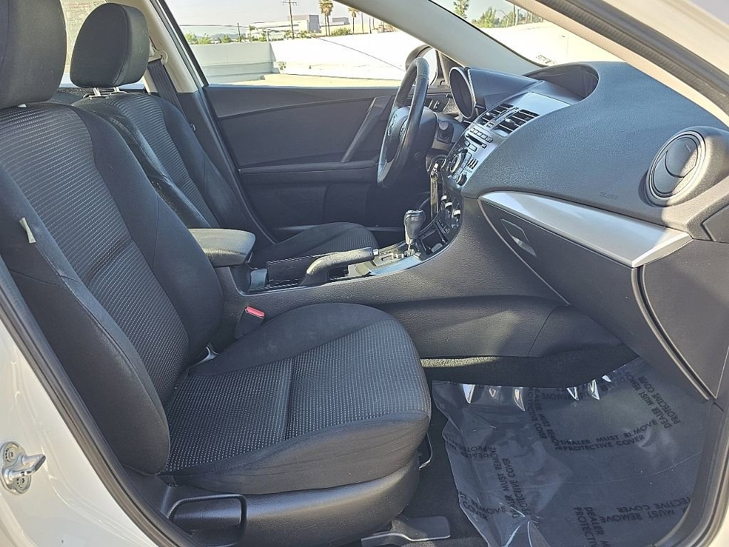 Used 2012 MAZDA MAZDA3 i Touring FWD image 19