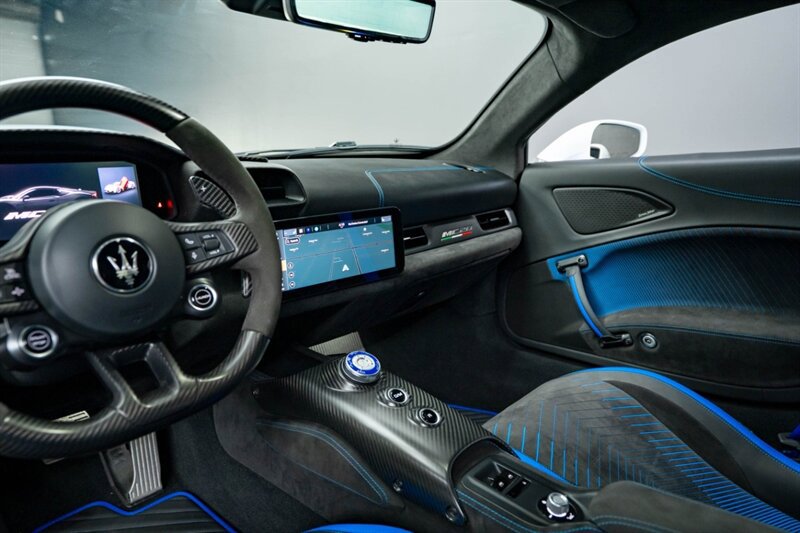 Used 2022 Maserati MC20 Coupe RWD image 40