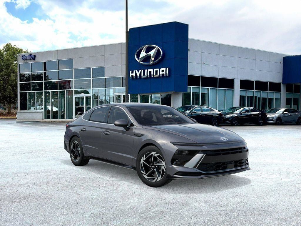 New 2026 Hyundai Sonata SEL FWD image 2