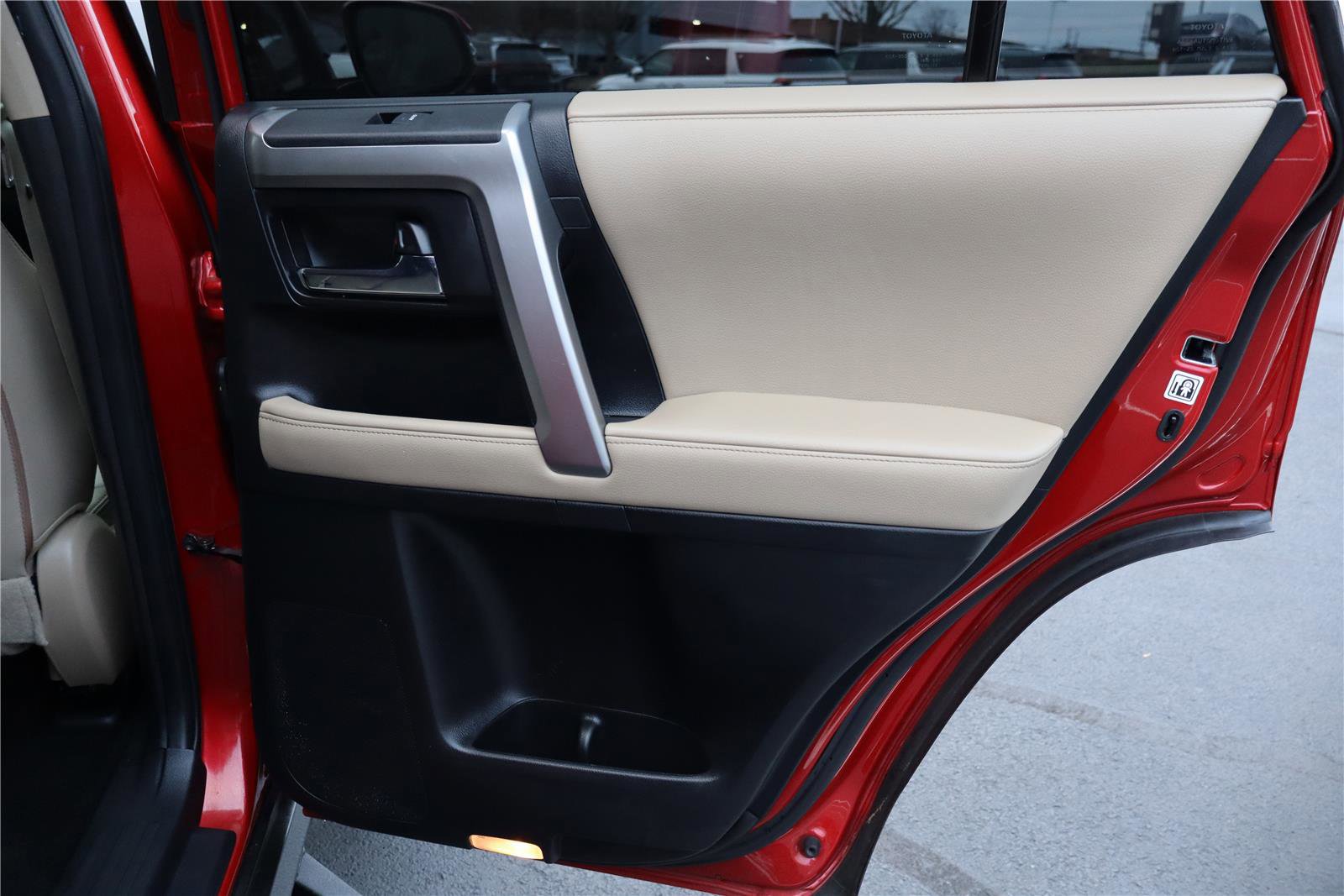 Used 2024 Toyota 4Runner SR5 Premium image 31